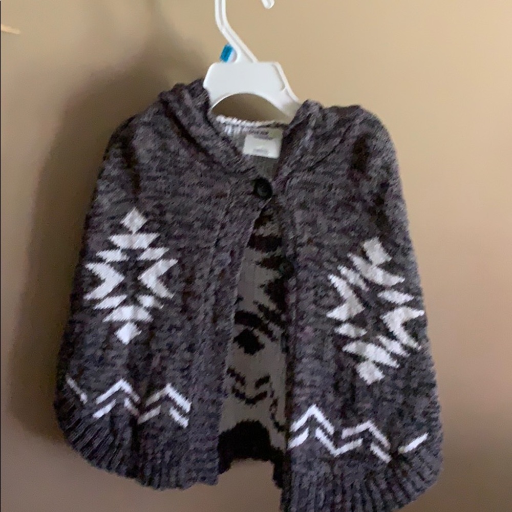 Girls hooded cape